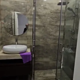 In Baku 136.0 m² apartment is for rent - Image 9