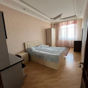 In Baku 126.0 m² apartment is for rent - Image 4