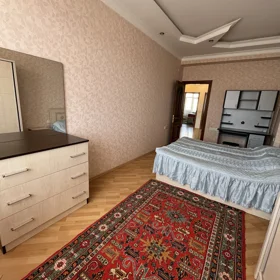 In Baku 126.0 m² apartment is for rent - Image 5