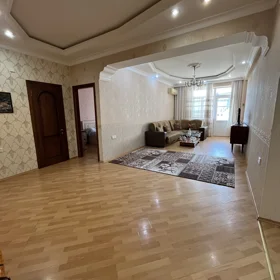 In Baku 126.0 m² apartment is for rent - Image 9