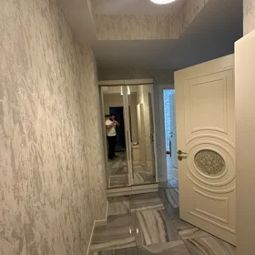 In Baku 67.0 m² apartment is for sale - Image 8