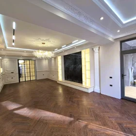 In Baku 225.0 m² apartment is for sale - Image 5