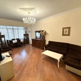 In Baku 100.0 m² apartment is for rent - Image 3