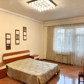 In Baku 100.0 m² apartment is for rent - Image 7