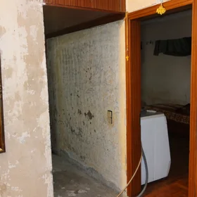 In Baku 70.0 m² apartment is for sale - Image 2