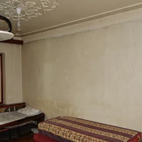 In Baku 70.0 m² apartment is for sale - Image 3