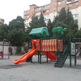 In Baku 70.0 m² apartment is for sale - Image 9