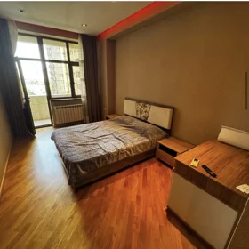 In Baku 78.0 m² apartment is for rent - Image 3