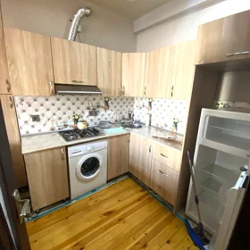 In Baku 70.0 m² apartment is for rent - Image 5