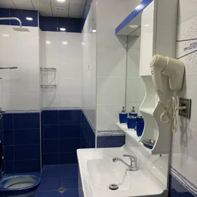In Baku 65.0 m² apartment is for rent - Image 9