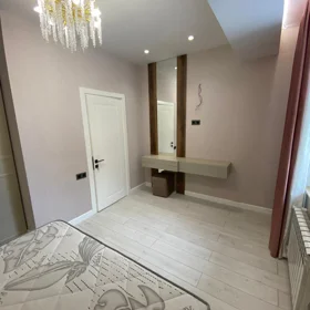 In Baku 100.0 m² apartment is for rent - Image 6