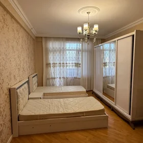 In Baku 110.0 m² apartment is for rent - Image 9