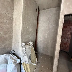 In Baku 105.0 m² apartment is for sale - Image 8