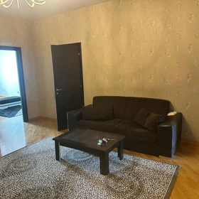 In Baku 140.0 m² apartment is for rent - Image 6