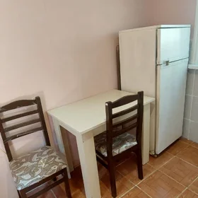 In Baku 70.0 m² house with 2.0 rooms is for rent - Image 8