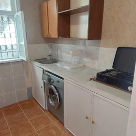 In Baku 70.0 m² house with 2.0 rooms is for rent - Image 10