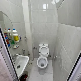 In Baku 80.0 m² apartment is for rent - Image 2