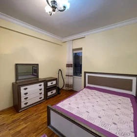 In Baku 80.0 m² apartment is for rent - Image 6