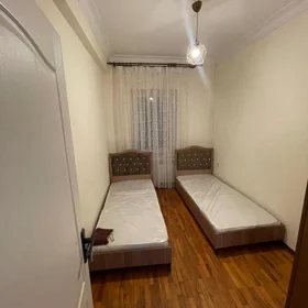In Baku 80.0 m² apartment is for rent - Image 7