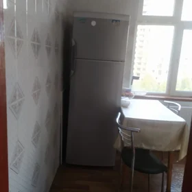 In Baku 65.0 m² apartment is for rent - Image 2