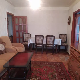 In Baku 65.0 m² apartment is for rent - Image 10