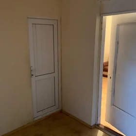 In Baku 60.0 m² apartment is for rent - Image 6
