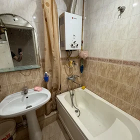 In Baku 75.0 m² apartment is for rent - Image 7
