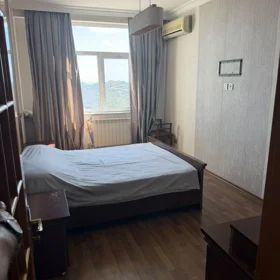 In Baku 82.0 m² apartment is for rent - Image 6