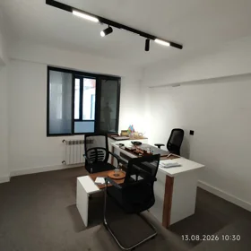 In Baku 240.0 m² commercial is for rent - Image 5