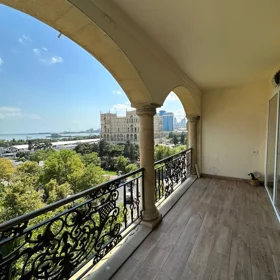 In Baku 100.0 m² apartment is for rent - Image 7