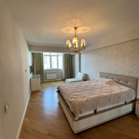 In Baku 100.0 m² apartment is for rent - Image 10