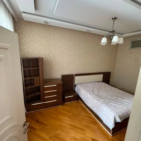 In Binəqədi rayonu 100.0 m² apartment is for sale - Image 3