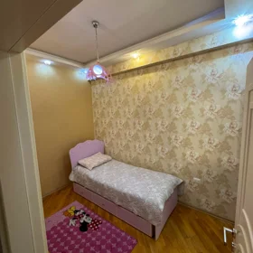 In Binəqədi rayonu 100.0 m² apartment is for sale - Image 4
