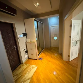 In Binəqədi rayonu 100.0 m² apartment is for sale - Image 9