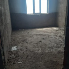 In Khirdalan 75.0 m² apartment is for sale - Image 2