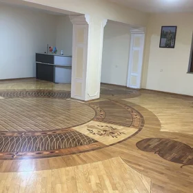 In Baku 370.0 m² house with 7.0 rooms is for sale - Image 8