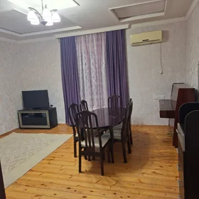 In nan 70.0 m² house with 3.0 rooms is for rent - Image 2