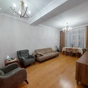 In Baku 105.0 m² apartment is for sale - Image 4