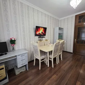 In Baku 111.0 m² apartment is for sale - Image 5