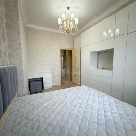 In Baku 85.0 m² apartment is for rent - Image 9