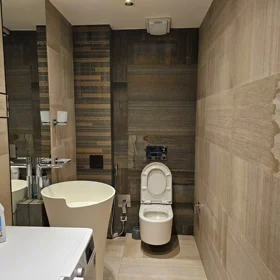 In Baku 170.0 m² apartment is for sale - Image 3
