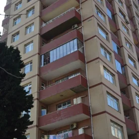 In Baku 144.0 m² apartment is for sale - Image 4