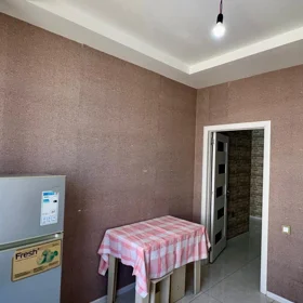 In Khirdalan 81.0 m² apartment is for rent - Image 2