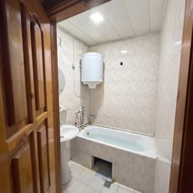 In Baku 80.0 m² apartment is for sale - Image 10