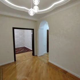 In Baku 106.0 m² apartment is for sale - Image 8