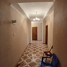 In Khirdalan 90.0 m² apartment is for rent - Image 9