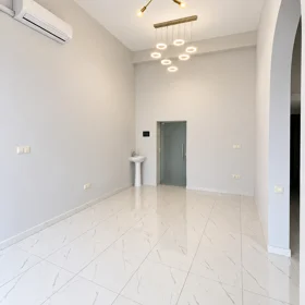 In Baku 600.0 m² commercial is for sale - Image 3