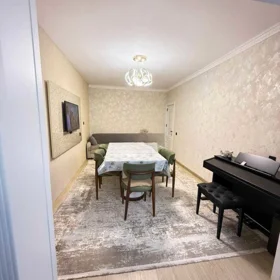 In Baku 110.0 m² apartment is for sale - Image 4