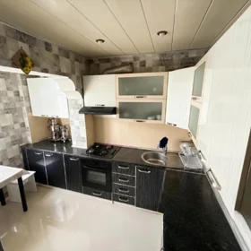 In Baku 100.0 m² apartment is for sale - Image 7