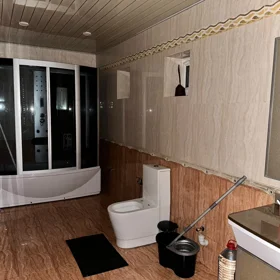 In Binəqədi rayonu 260.0 m² house with 5.0 rooms is for rent - Image 4